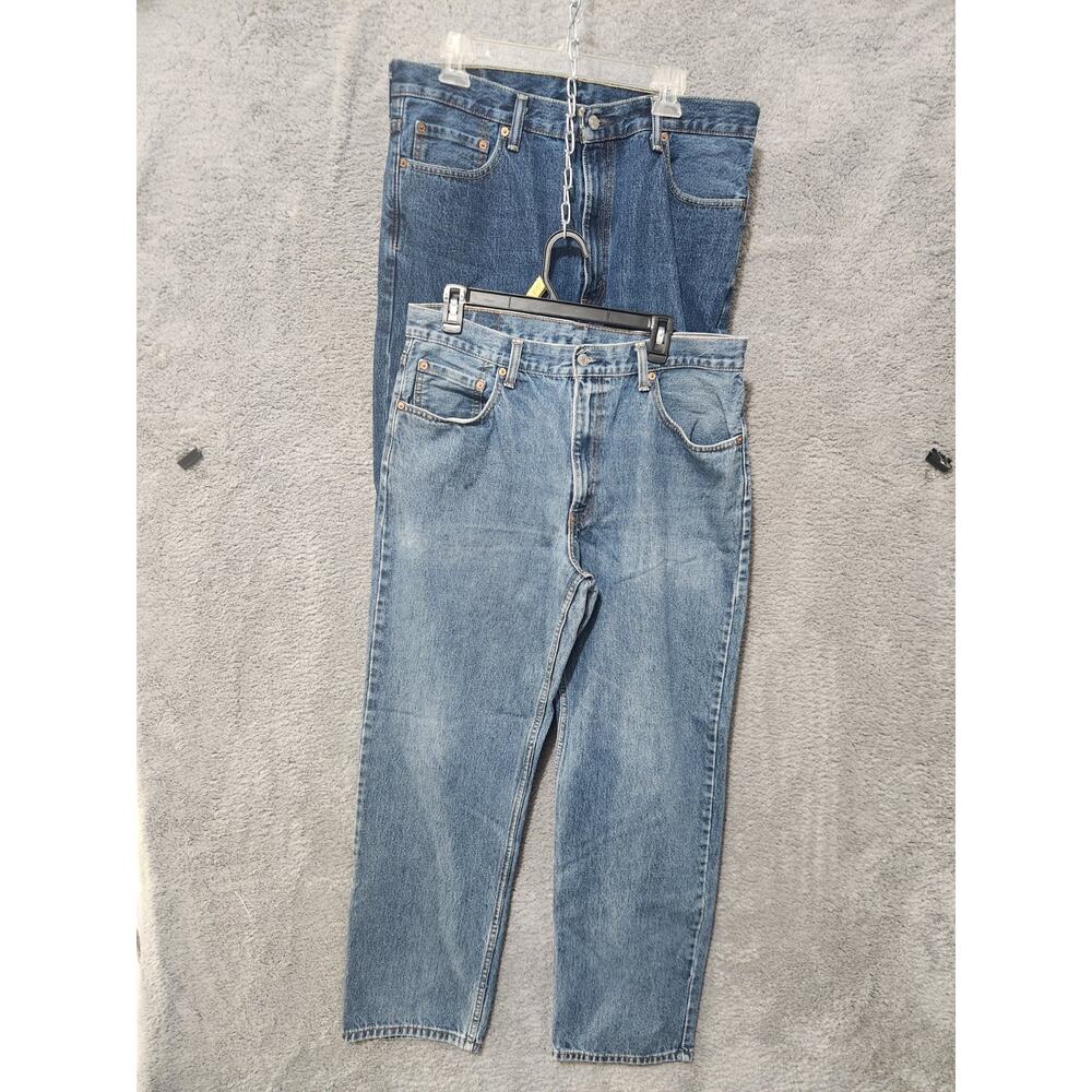 2 Pairs Levis 550 Relaxed Fit Jeans Men's Size 36x32 Blue Denim Read Description
